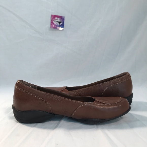 Hush Puppies - Picture 5 of 9